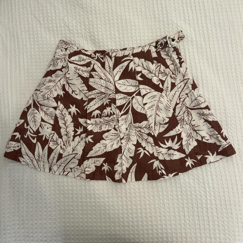 Urban Outfitters brown Hawaiian floral pleated front mini skirt